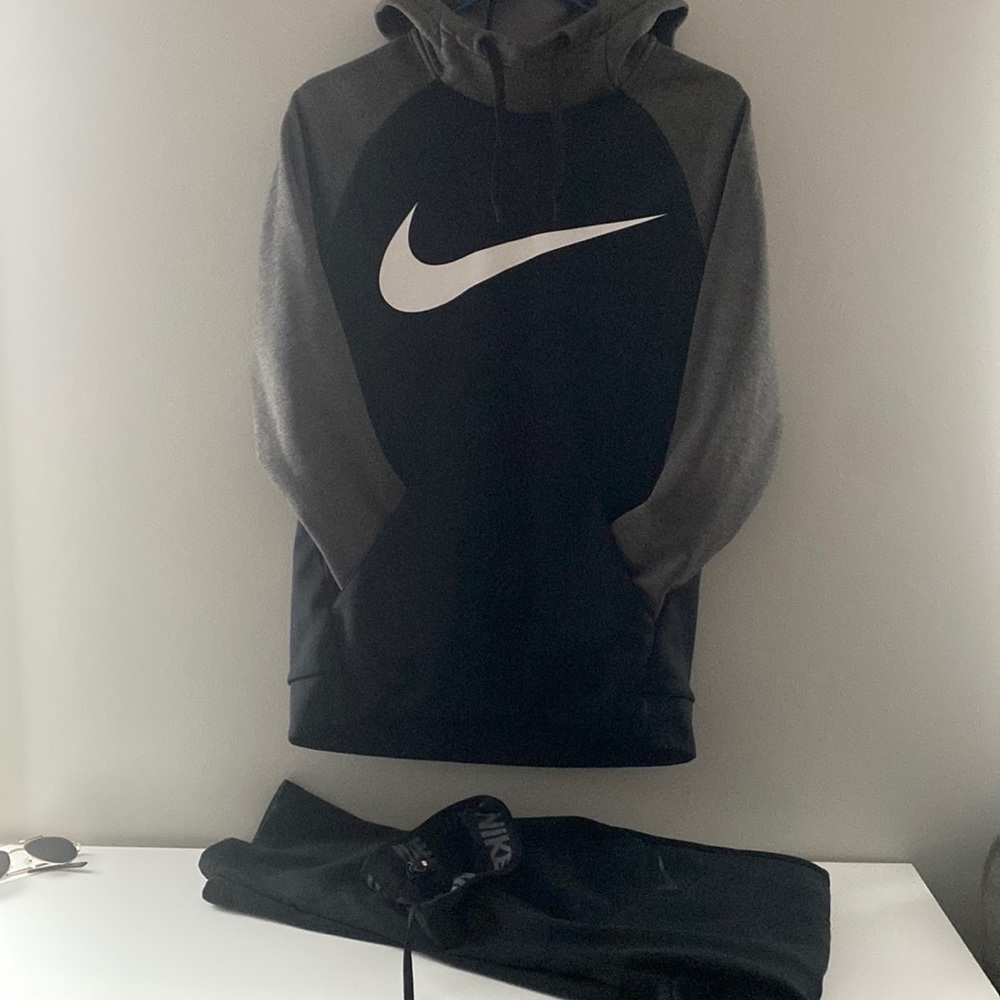 Nike Dri Fit, Hoodie and Jogger.